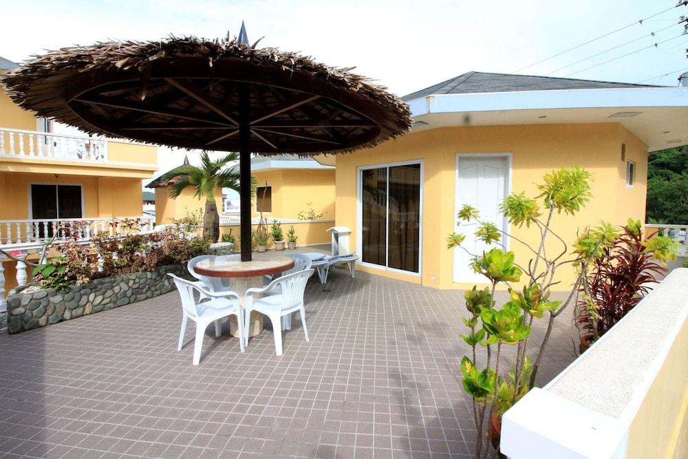 Mermaid Resort Puerto Galera Eksteriør billede